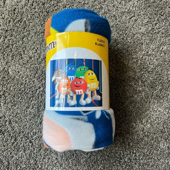 Brand New, Cute, Fun, and Soft M&M Fleece Blanket - Picture 1 of 5